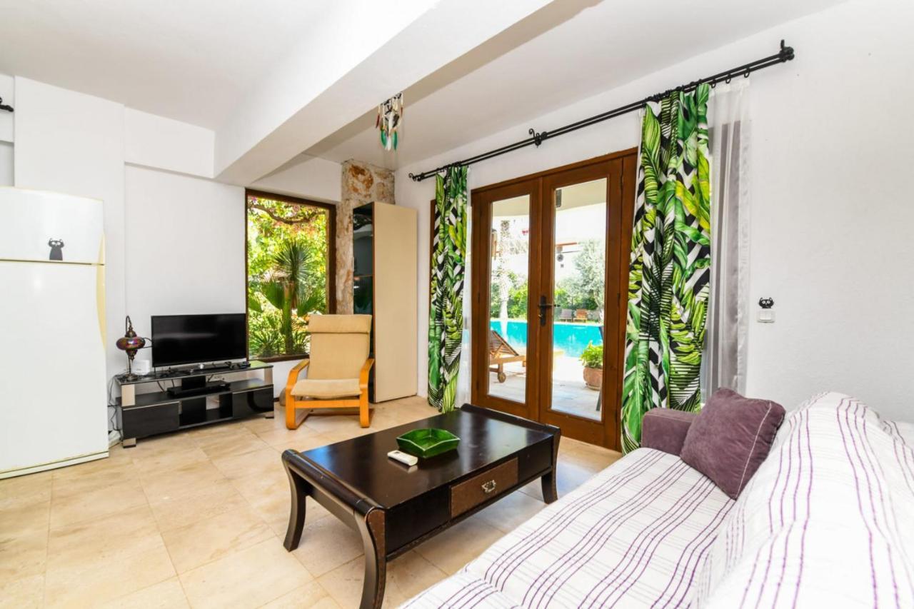 Duplex House With Shared Pool Near Beach In Kalkan Διαμέρισμα Εξωτερικό φωτογραφία