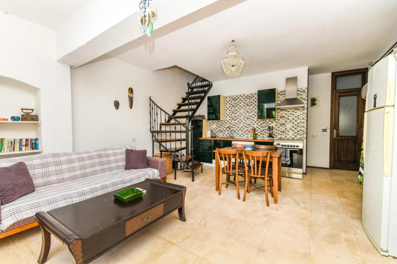 Duplex House With Shared Pool Near Beach In Kalkan Διαμέρισμα Εξωτερικό φωτογραφία